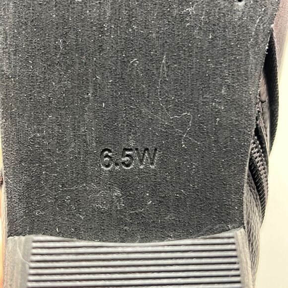 Soft Walk Rocklin Round Toe Block Heel Leather Booties Black Women's 6.5 W NWB - Picture 8 of 8